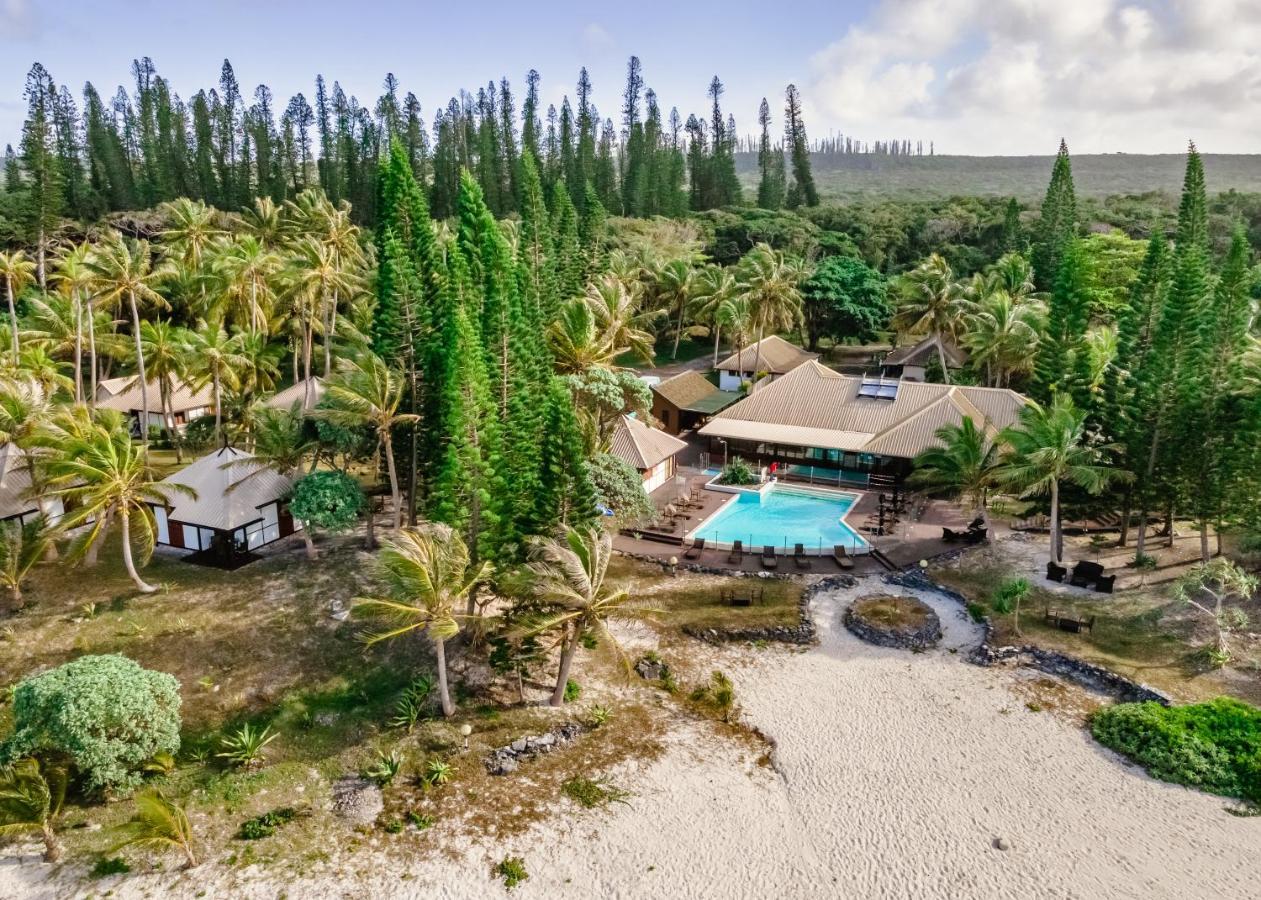 Hotel Nengone Village Mare Exterior foto